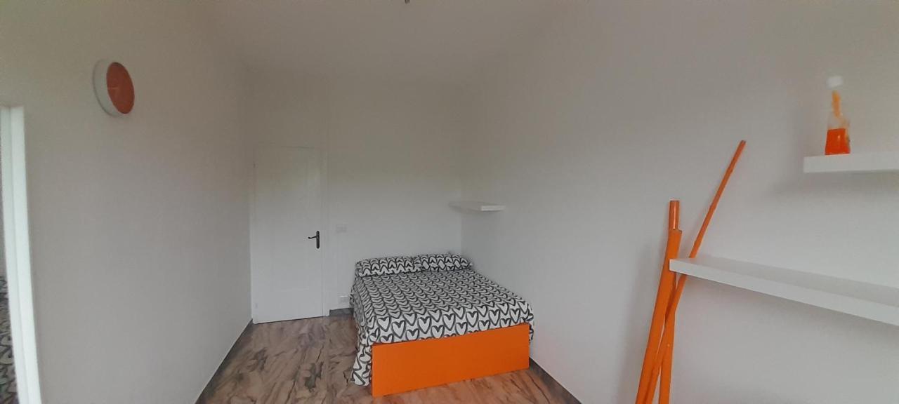 I Feel Orange Hotell Legnano Exteriör bild